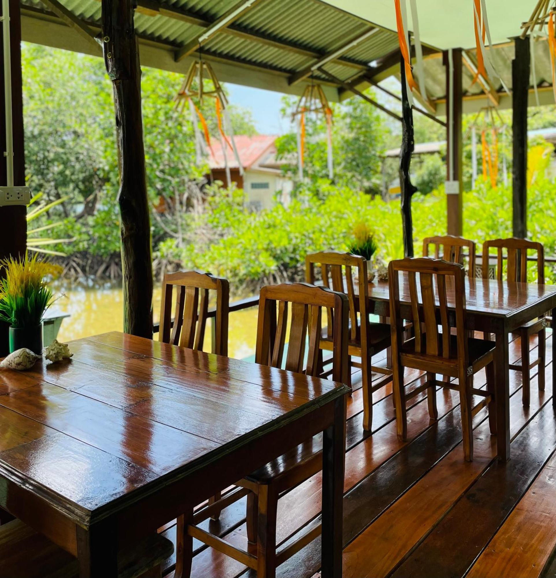 Markhouse Bungalow Ko Kut Extérieur photo